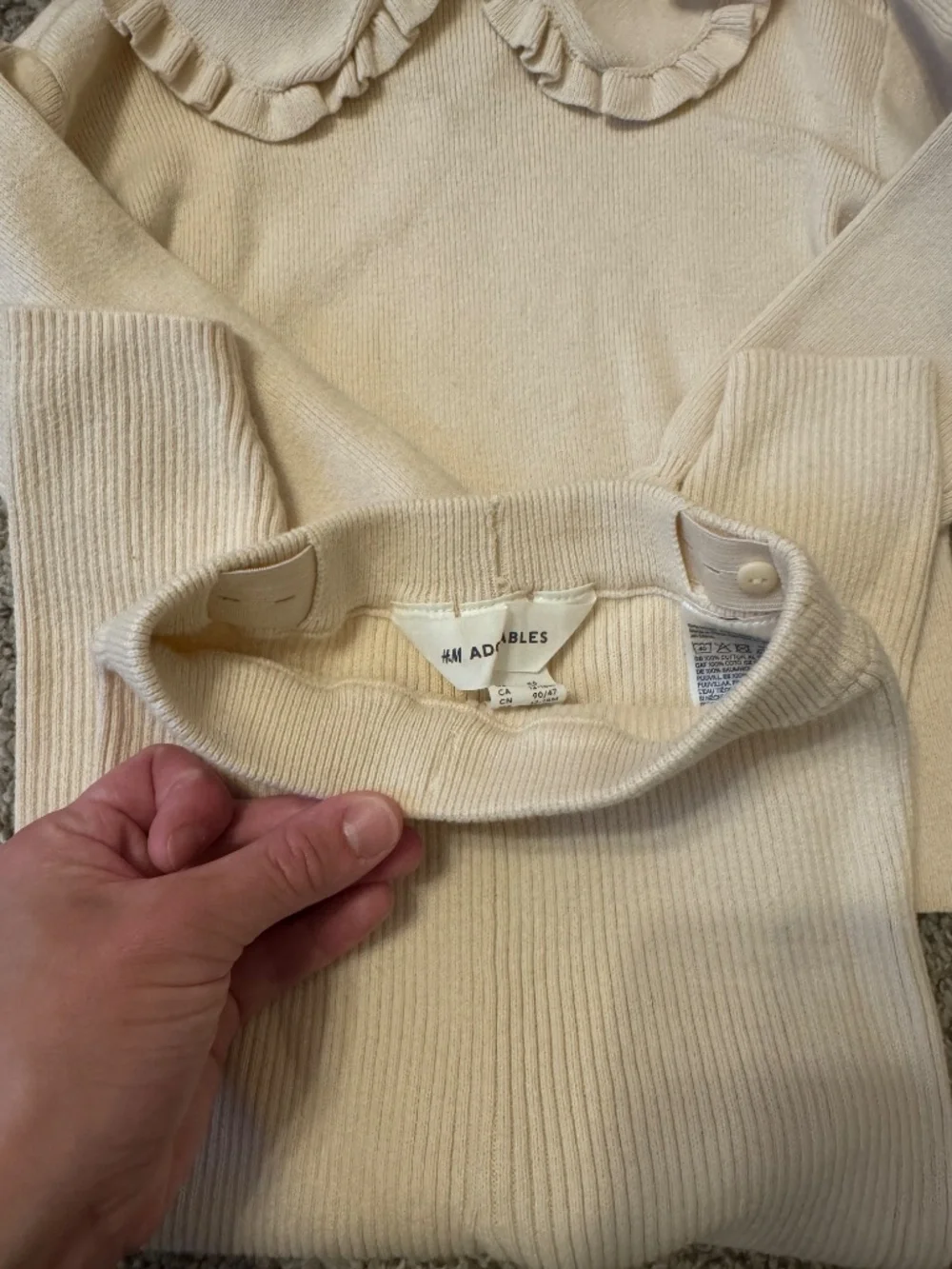 H&M Adorables sweater set